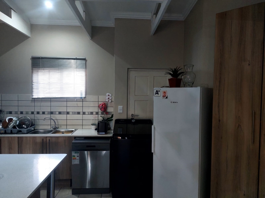 3 Bedroom Property for Sale in Waterval East North West